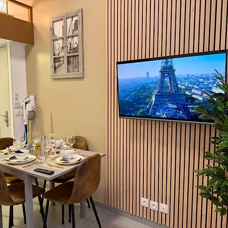Charming In Center Metro 6 Glaciere & M7 Les Gobelins Daire *